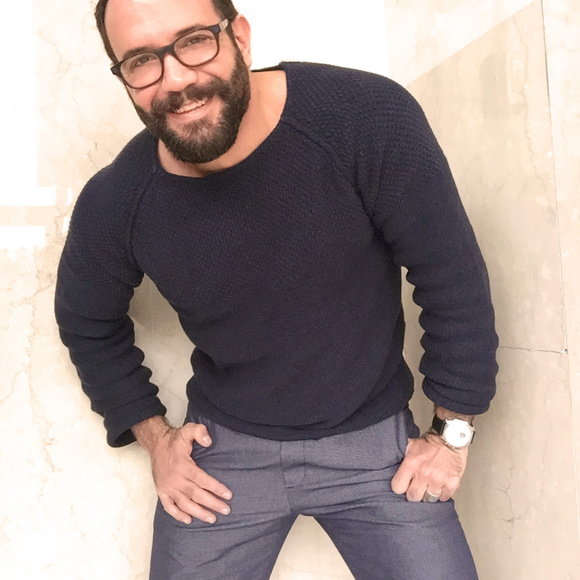 Meet your Posher, Ty - Picture 1 of 2